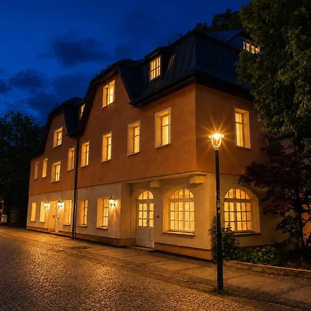 Отель Zum Felsenkeller Курорт-Ойбин